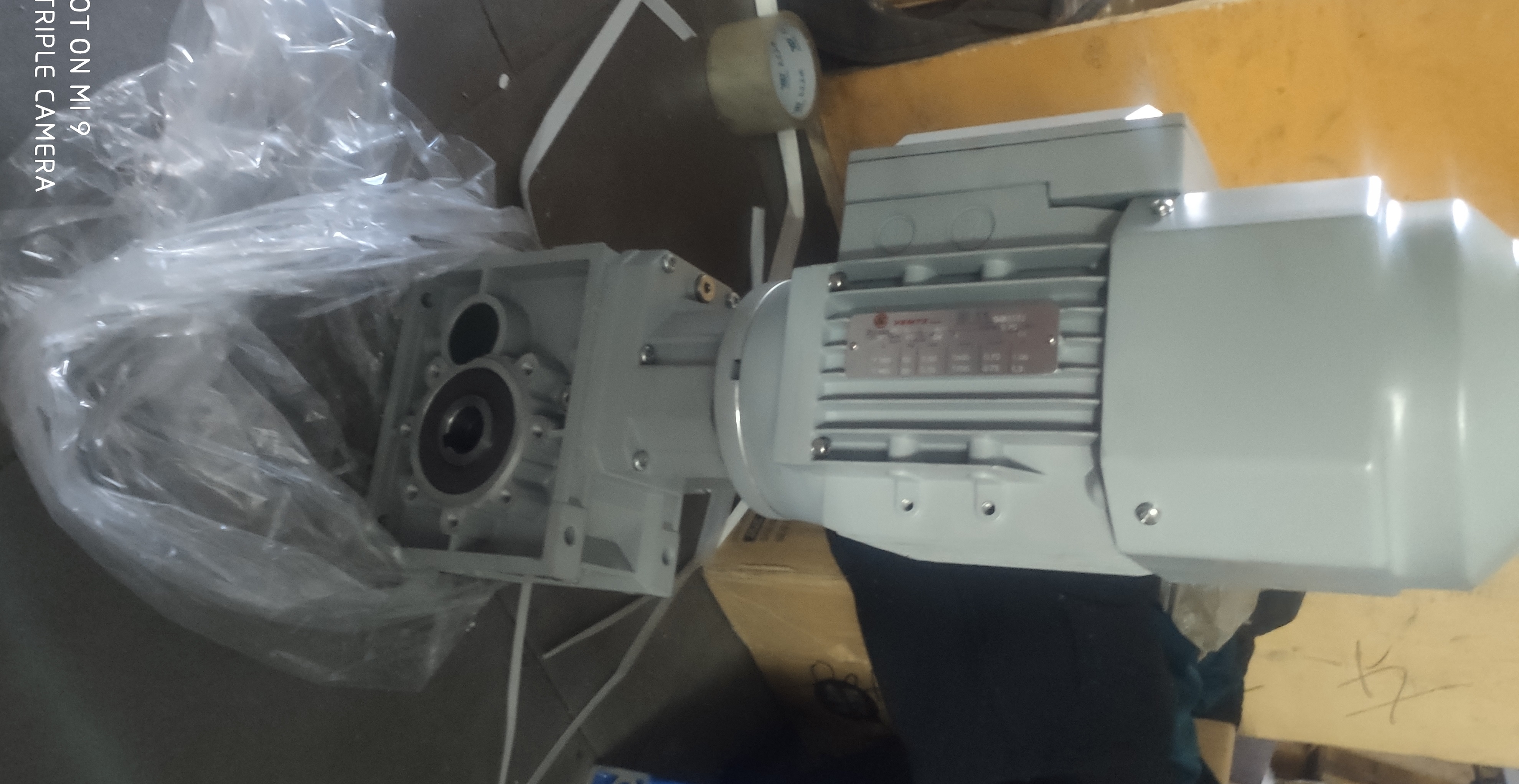 絲桿減速機,蝸輪蝸桿減速機,正反轉減速機,中空減速機